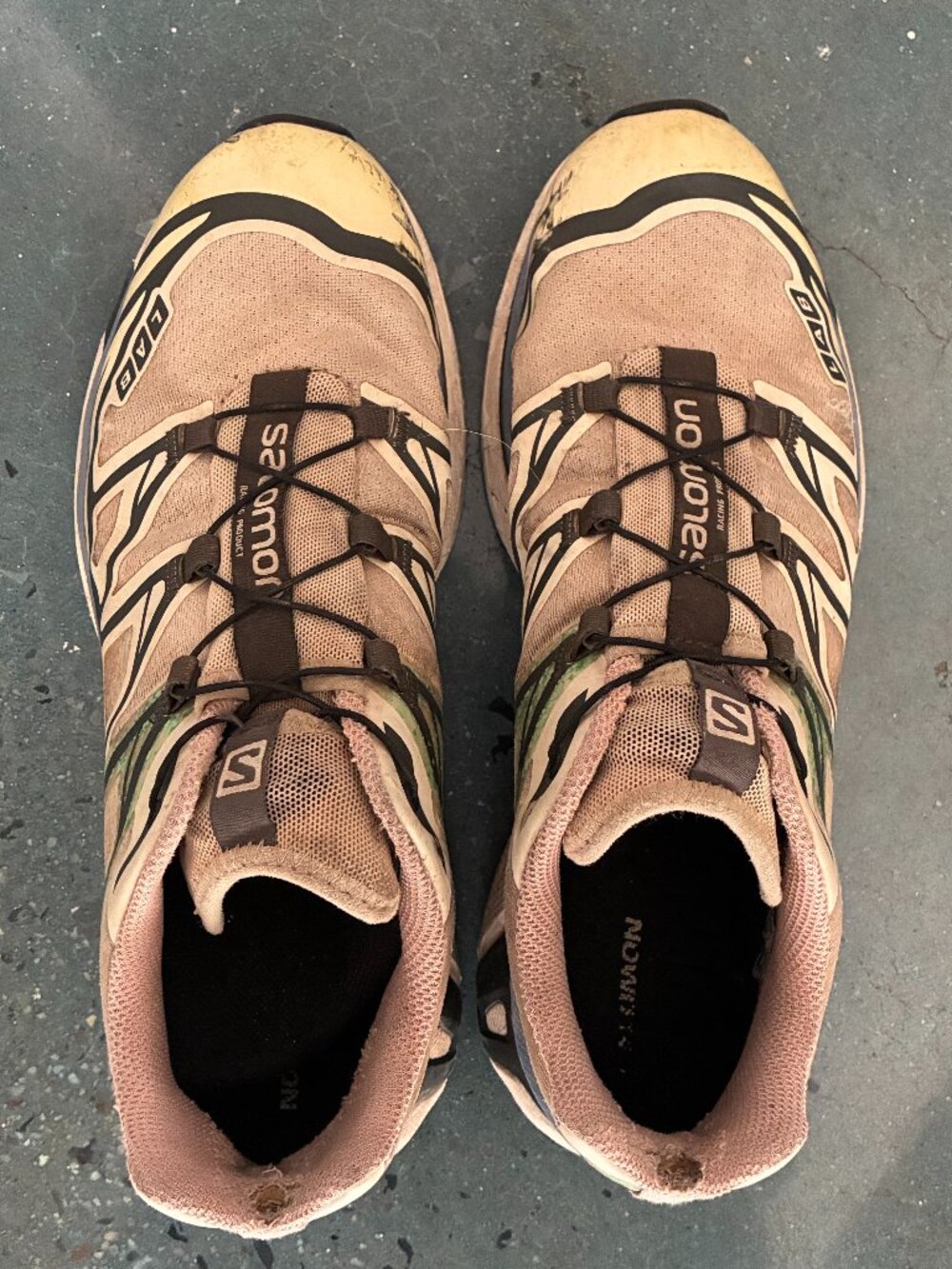 XT-6 MINDFUL Color: Moth / Vanilla Ice / Granada Sky Size 8